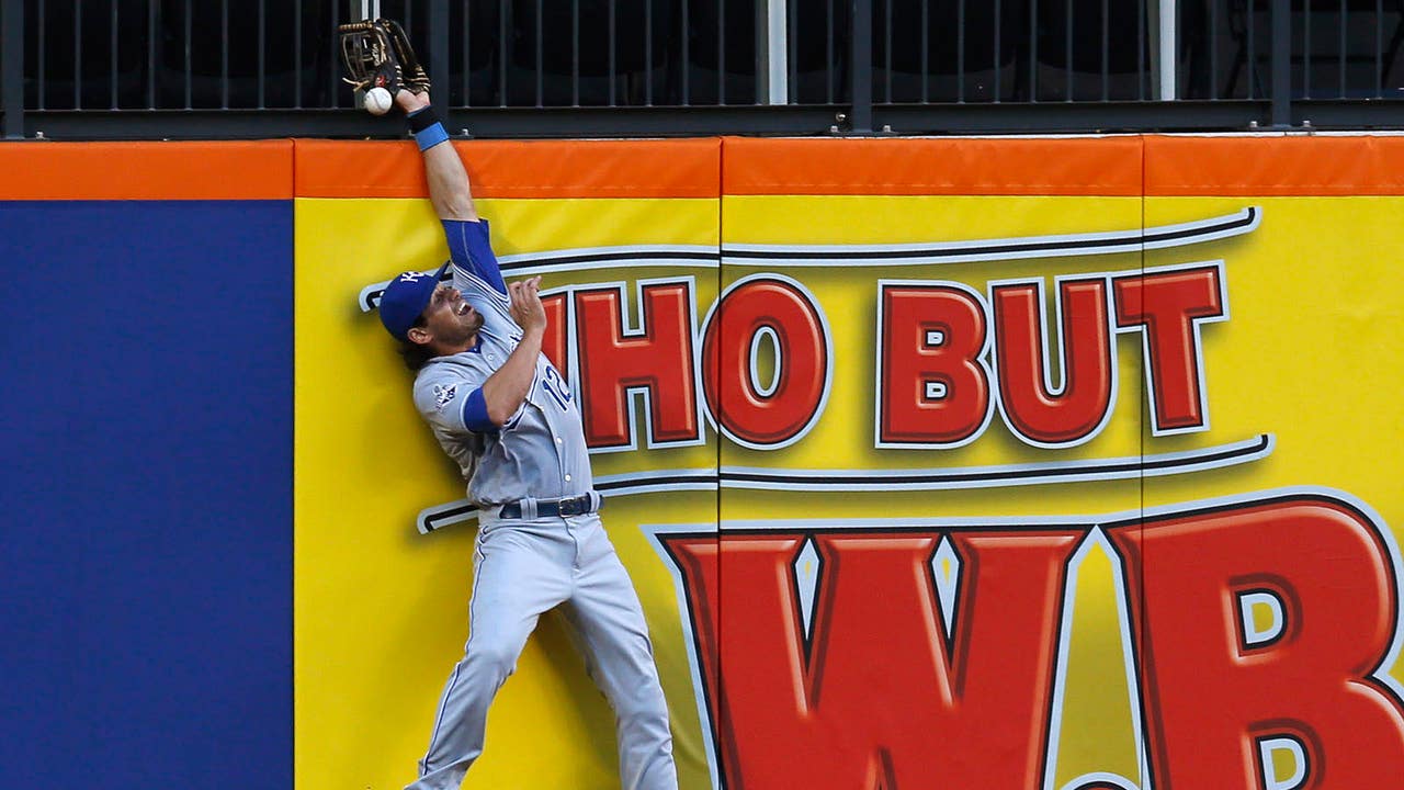 Royals come up short in World Series rematch, lose 2-1 to Mets